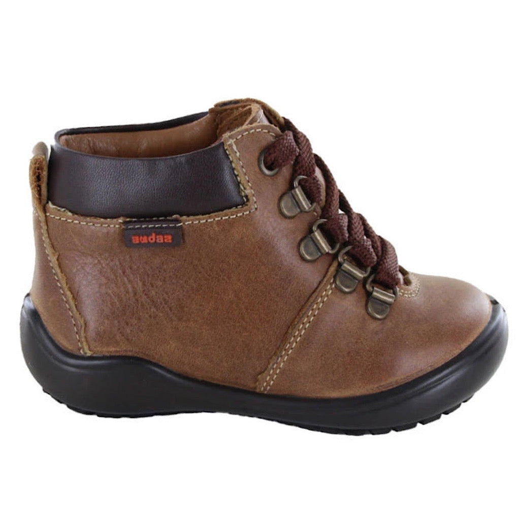Botín de agujetas color cafe para niño Audaz - JORHELITOS - JORHELITOS